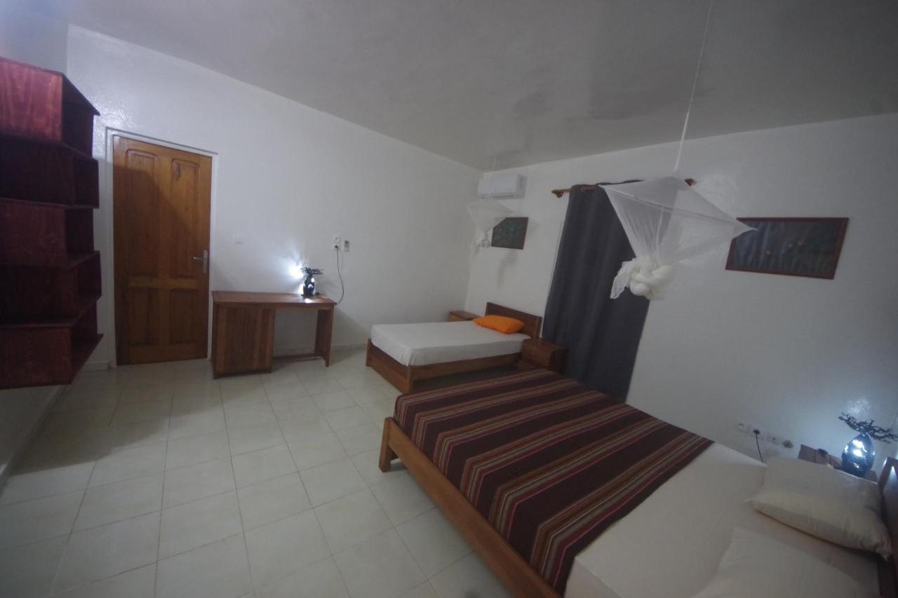 Villa Ty Milyn Mazela Sa 达喀尔 外观 照片