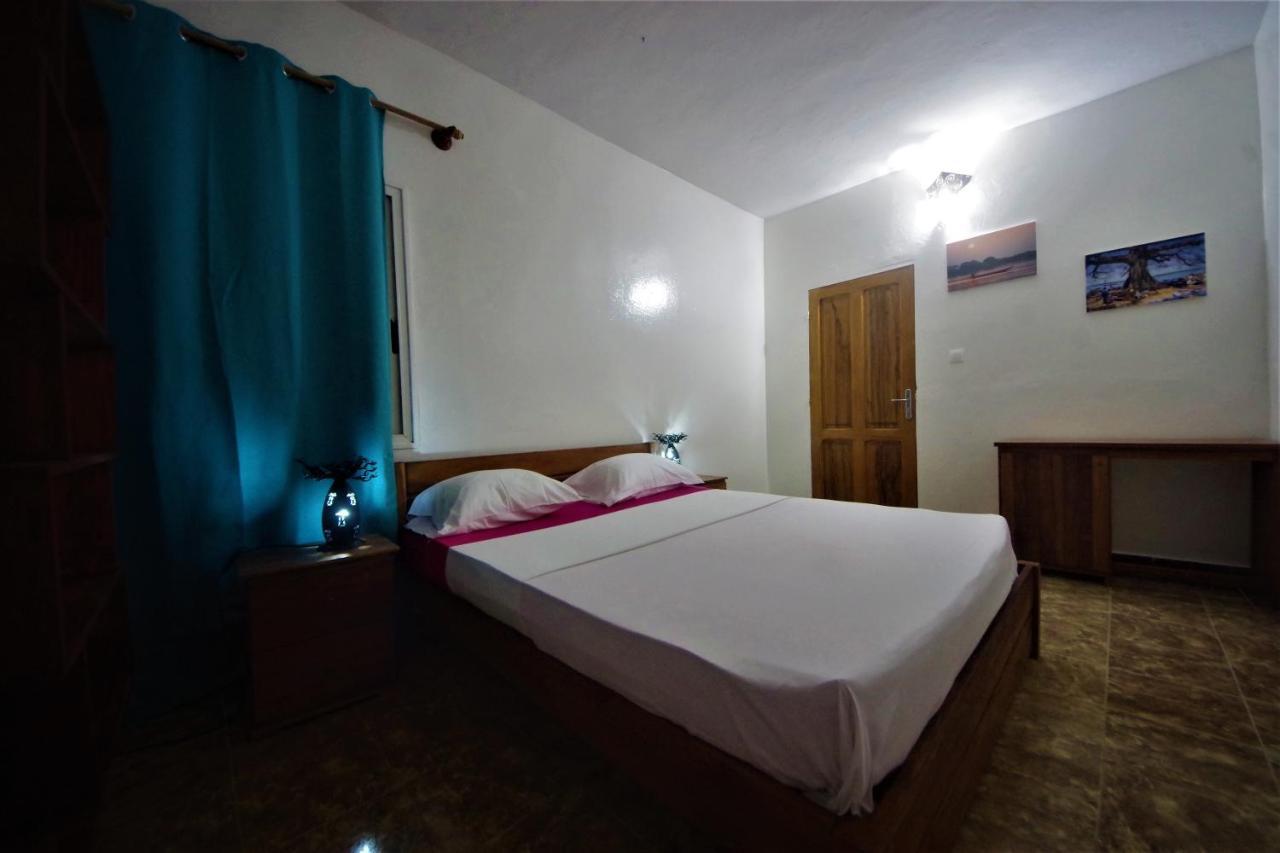 Villa Ty Milyn Mazela Sa 达喀尔 外观 照片