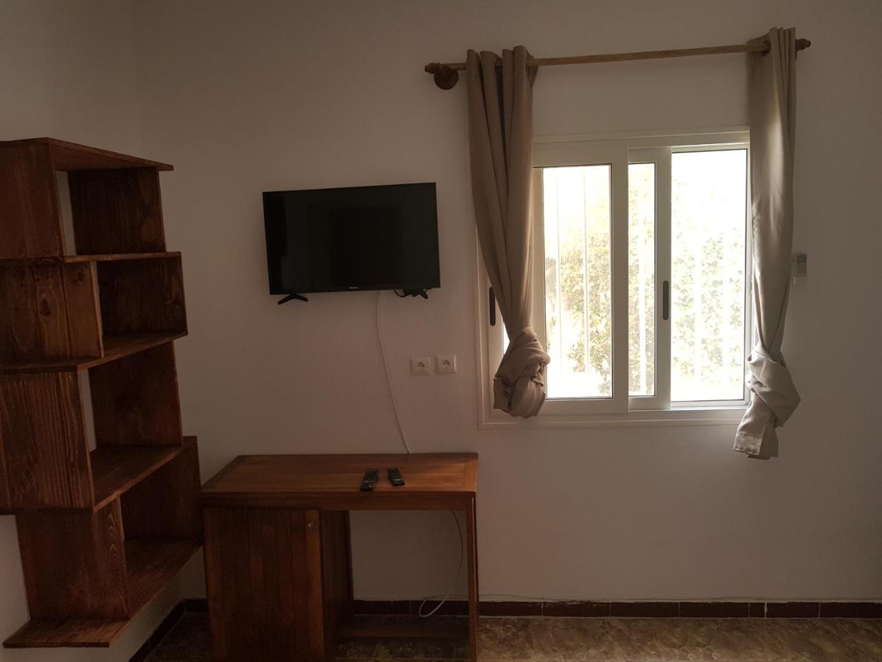 Villa Ty Milyn Mazela Sa 达喀尔 外观 照片