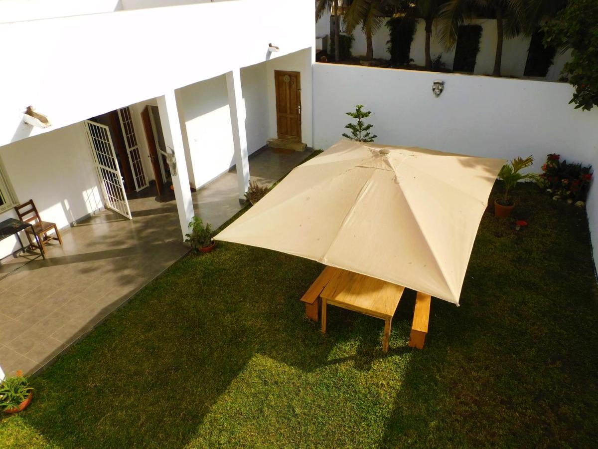 Villa Ty Milyn Mazela Sa 达喀尔 外观 照片
