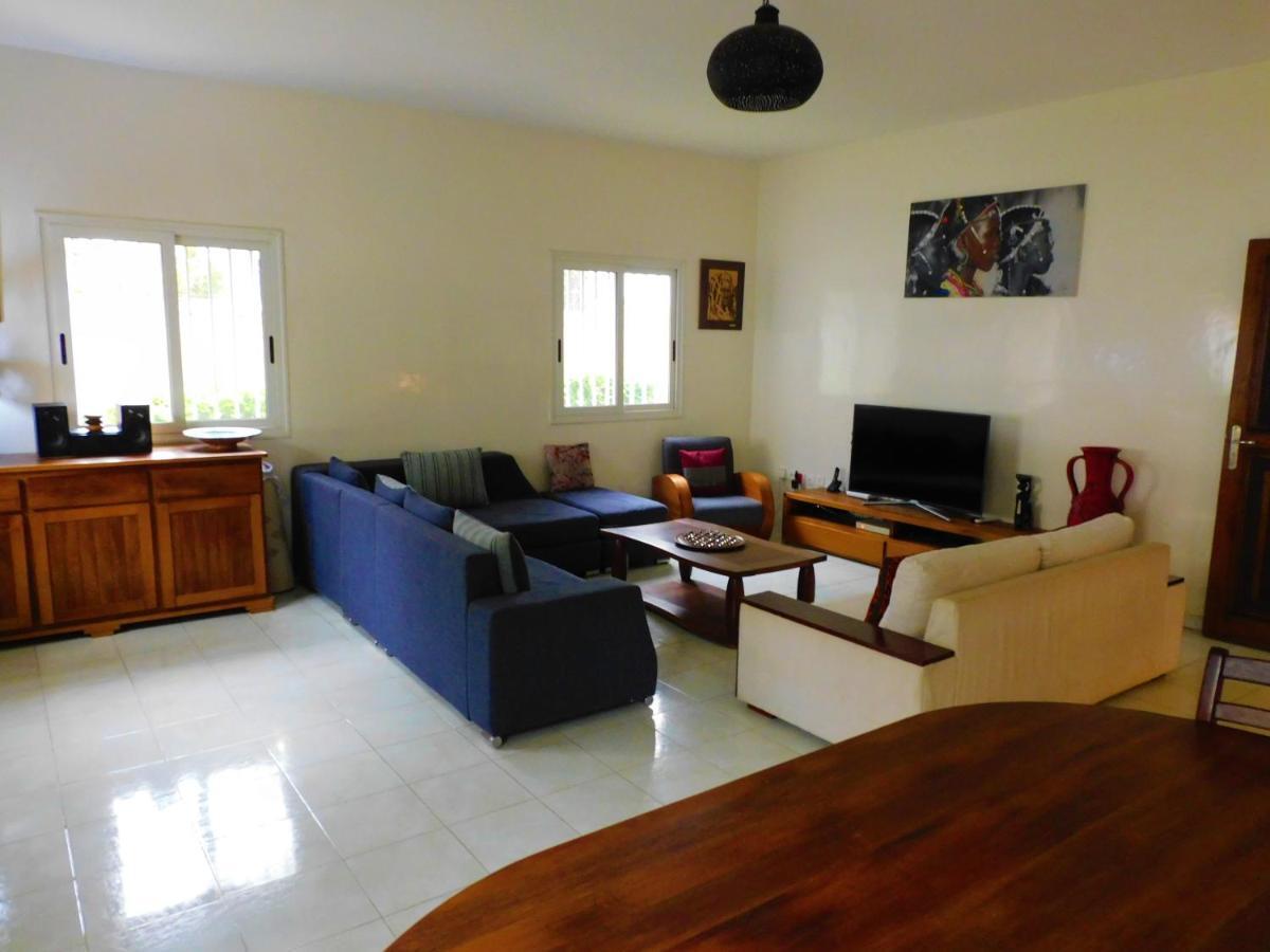 Villa Ty Milyn Mazela Sa 达喀尔 外观 照片