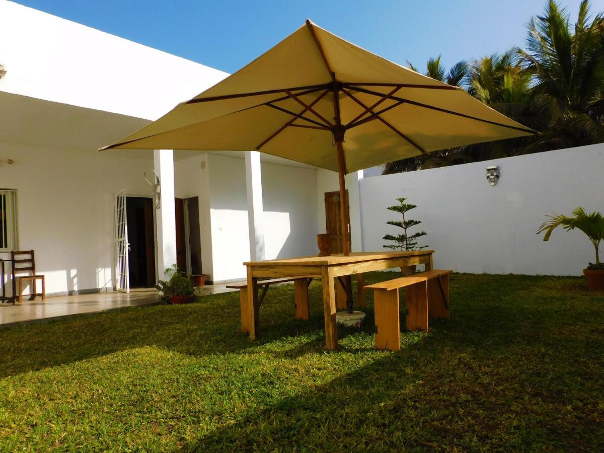 Villa Ty Milyn Mazela Sa 达喀尔 外观 照片
