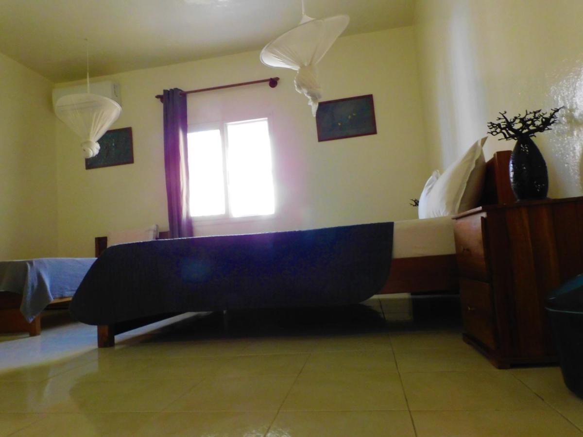 Villa Ty Milyn Mazela Sa 达喀尔 外观 照片