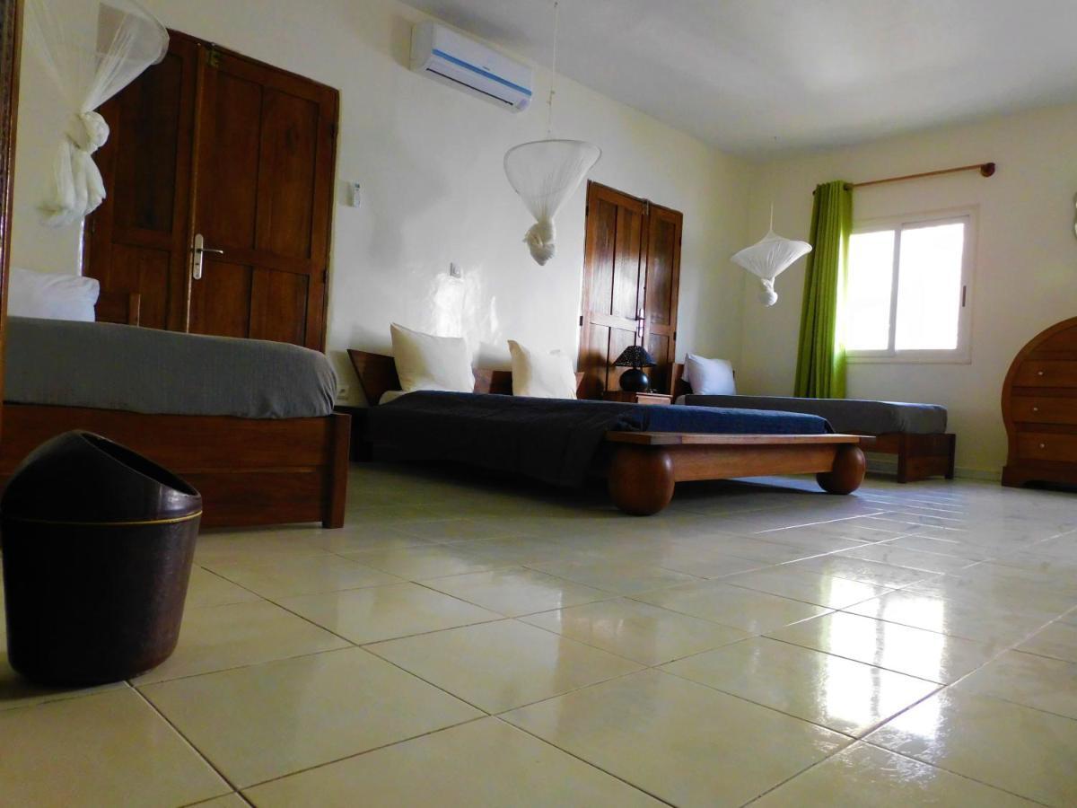Villa Ty Milyn Mazela Sa 达喀尔 外观 照片